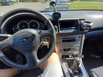 subaru outback 2.5 - 9