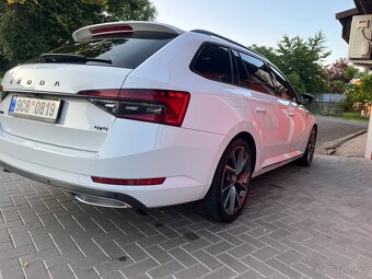 Skoda superb Sportline 4x4 - 9