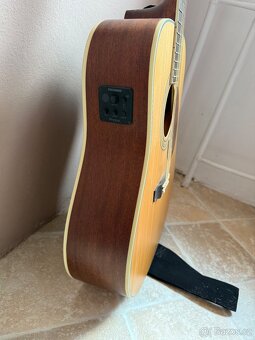 Cort earth 70E W NS - 9