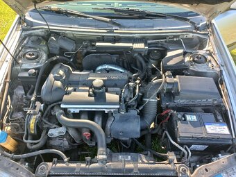 Volvo S40 1.8, benzin - 9