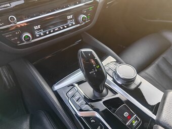 BMW 540i M-paket 04/2023 - 9