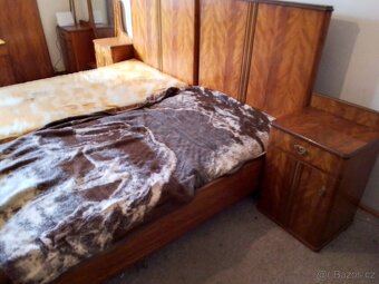 STAROŽITNÁ LOŽNICE Z ROKU 1920 - 9