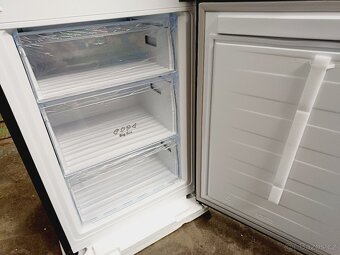 Nová lednice HISENSE 202 cm, NeoFrost, ZÁRUKA - 9