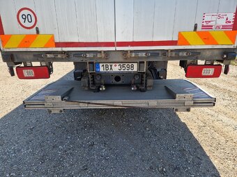 IVECO Stralis HI WAY 6x2 - 9