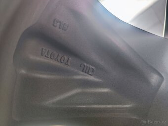 Alu kola 5x114,3 R17 Toyota RAV4 nepoužité - 9