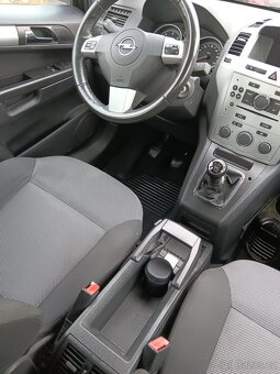 Prodám Opel Zafira 1.7Cdti 2012 Facelift - 9