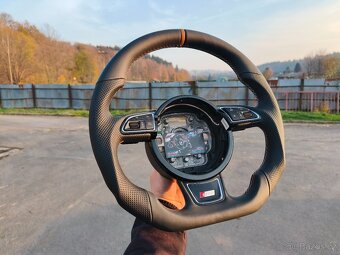 Nový kožený volant Audi PERFORMANCE, exkluzivní tvar - 9