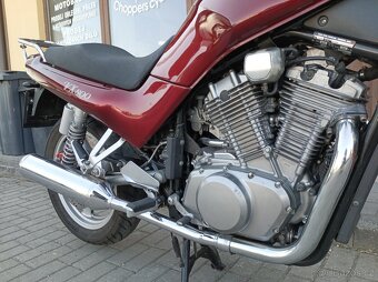 Suzuki VX 800 - 9