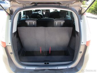 Renault Grand Scenic 1,4TCe 96kw 7míst Panoram GPS - 9