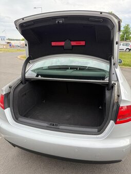 Audi A4, 2.0 TDI, DPH, ČR, 2. Majitel - 9