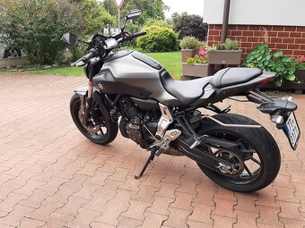 Yamaha MT-07 - 9