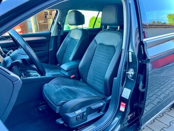 Volkswagen Passat 2,0 TDI / MATRIX / TAŽNÉ / 2021 - 9