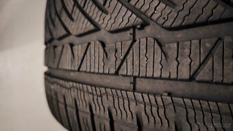 Originál kola disky BMW r18 619 zimní pneu 245/45 - 9