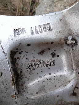 ALU kola 15", disky a pneumatiky - 9