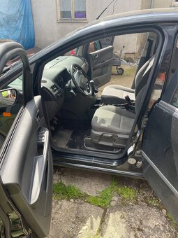 Prodám na náhradní díly Ford Focus C-max2005 - 9