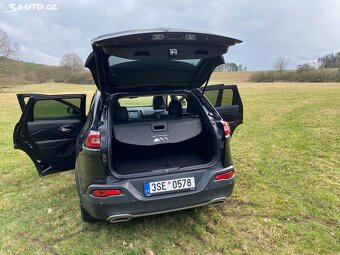 Jeep Cherokee, 2.0 M-JET ČR AUT 4X4 NAVI LIMI DPH - 9