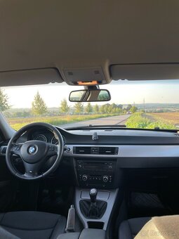 BMW 318i E90 - 9