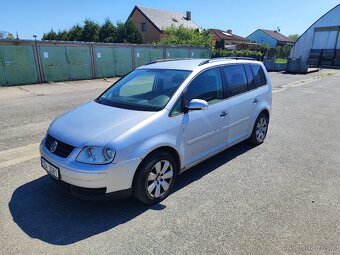 Volkswagen Touran 2.0 CNG - 9