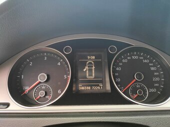 VW Passat B7 2.0 TDI DSG - 9