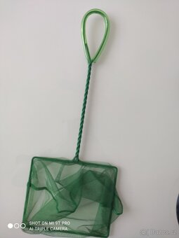 Akvárium a doplňky - 9