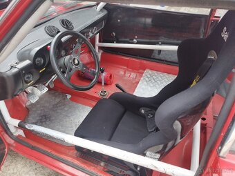 Fiat 128 SC - 9