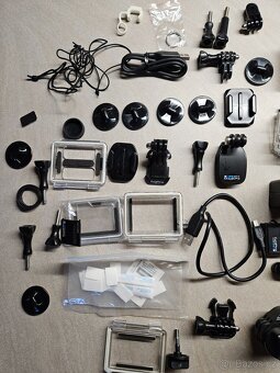 GoPro Hero 4 - 9
