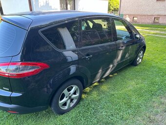 Ford S-Max - 9