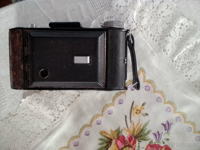 Starý, měchový fotoaparát zn.Belfoca - 9