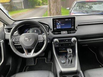 Toyota RAV4 2,5 hybrid 4x4 EXECUTIVE - 9