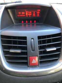 Peugeot 207 SW, 1,4 -70 kw - 9
