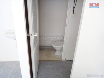 Pronájem obchodního prostoru, 13 m2, Kladno, ul. Komenského - 9