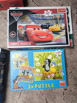 hračky, puzzle, knížky, lego auta - 9