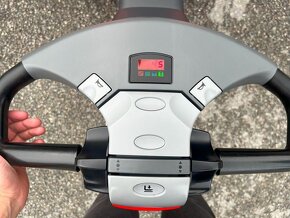 Elektrický nízkozdvižný paletový vozík BT SWE 120 /PS5817/ - 9