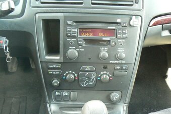 Volvo V70 COMBI 2.4D - 2003 - 9