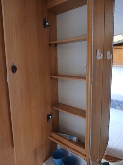 prodám karavan Hobby 460 UFE Exellent - 9