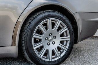 Maserati Quattroporte MQP V 2006, nájezd jen 72 500, krásné - 9