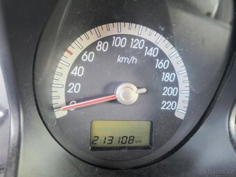 Kia Sportage 2.0 104 kW benzín - 9
