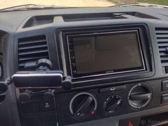 VW Transporter T5 2.0TDI - 9