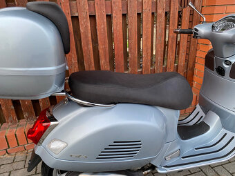 Vespa GTS 300 Hpe (2021) - 9