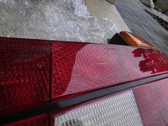 BMW E32 Zadní světla, čep, stěrače, těsnění - 9