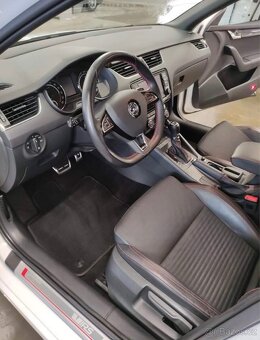 ŠKODA OCTAVIA COMBI III 2.0TDI 135KW DSG RS CHALLENGE 2014 - 9
