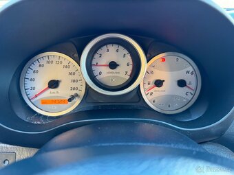 Toyota RAV4 2.0 D4-D 85kW 4x4 2004 1.majitel - 9