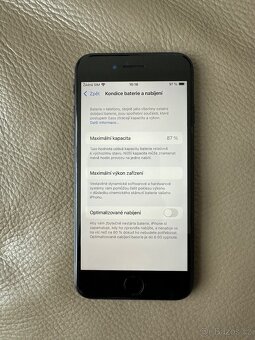 iPhone SE 2020 64Gb černý - 9