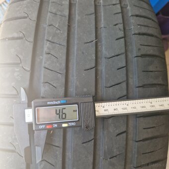 Letni pneu 235 35 19 - 9