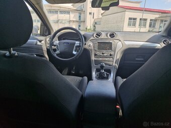 Ford Mondeo Titanium 1,6 benzín 118 kw 2011 - 9