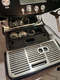 Kávovar Sage The Barista Pro - 9