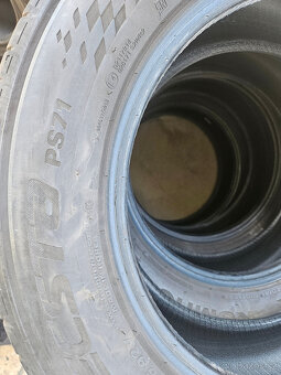 205/60R16 92V Ecsta HS51 KUMHO - 9
