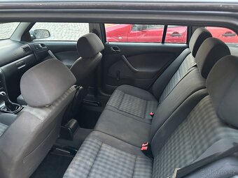 Škoda Octavia 1.9 tdi Tour 2007 - 9