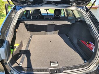 Toyota Avensis kombi ,2.0D-4D 93kW, 2010 - 9