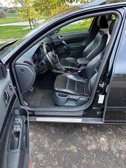 Škoda Octavia 2 RS FL Combi - 9